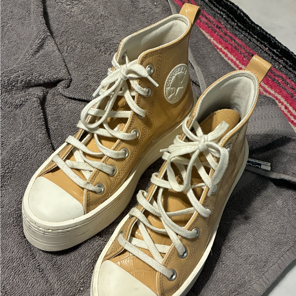 Converse Women's High-Top Sneakers - Light Brown
